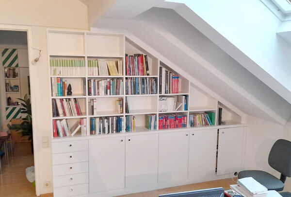 Dachschrägenverbau - Arbeitsplatz im Dachgeschoß