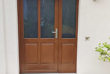 Eingangsbereich - Eingangstüre mit Seitenteil