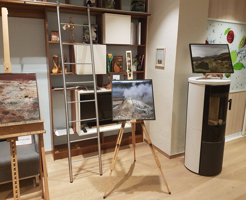 Fotoausstellung_Island_Minx_Margetich_bei_Wohnen-Holz