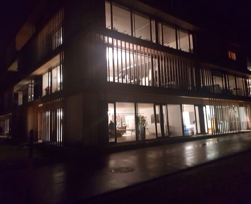 Verwaltung_bei_Nacht