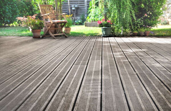 Terrassenbau: Planung und Gestaltung einer Holzterrasse