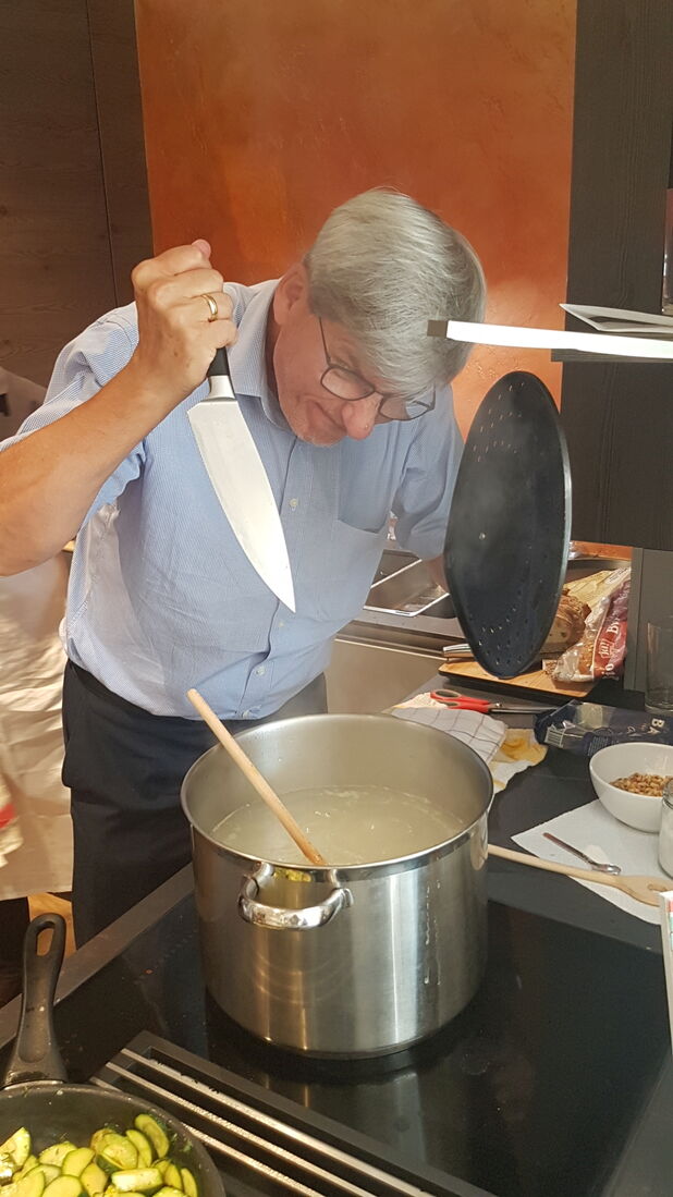 Wohnen & Holz Schauraum - Best4Best-Team-Cooking