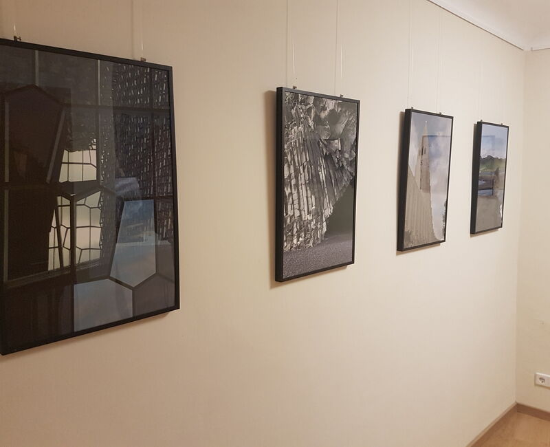Fotoausstellung_Island_Minx_Margetich_bei_Wohnen-Holz