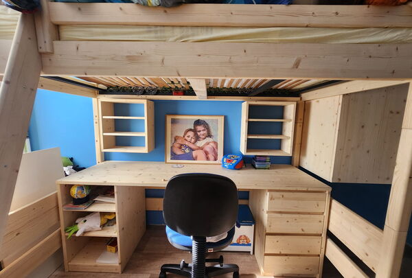 Kinderzimmer Fichte Massiv