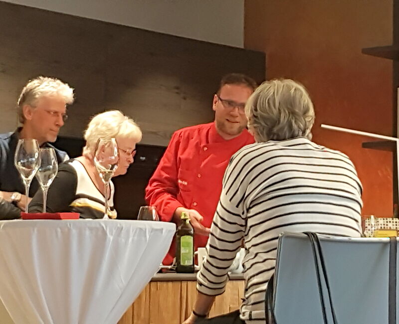 Kochen und Essen bei Wohnen & Holz