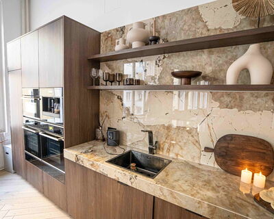 kuechenrenovierung-dekton-arbeitsplatten-kueche-Khalo